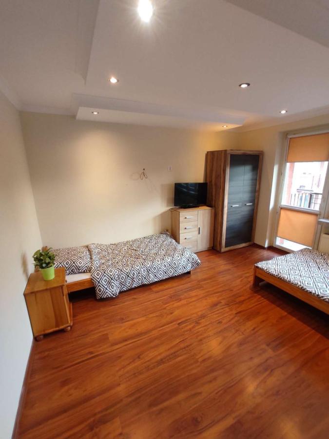 Apartamento Sloneczne Pokoje Gliwice Exterior foto